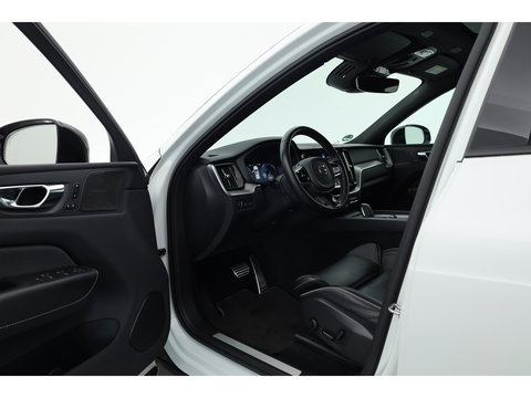 Volvo XC60 2.0 Recharge T6 AWD R-Design | Pano| H&K Audio | Blis | ACC | 360 Camera | Head up | stoel 4 & stuur verw. |