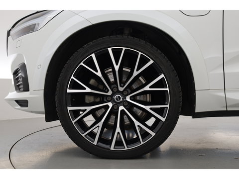 Volvo XC60 2.0 Recharge T6 AWD R-Design | Pano| H&K Audio | Blis | ACC | 360 Camera | Head up | stoel 4 & stuur verw. |