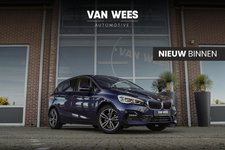 BMW 2 Serie - Active Tourer 218i Executive Edition Sport Line | 1e eigenaar | NL auto | Head-up | LED | Camera | Sportstoelen | HiFi audio | DAB | Cruise control | Navigatie | PDC