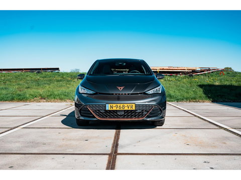 CUPRA Born Performance One 62 kWh | ALCANTARA | FULL LED | CAMERA | APPLE CAR PLAY
