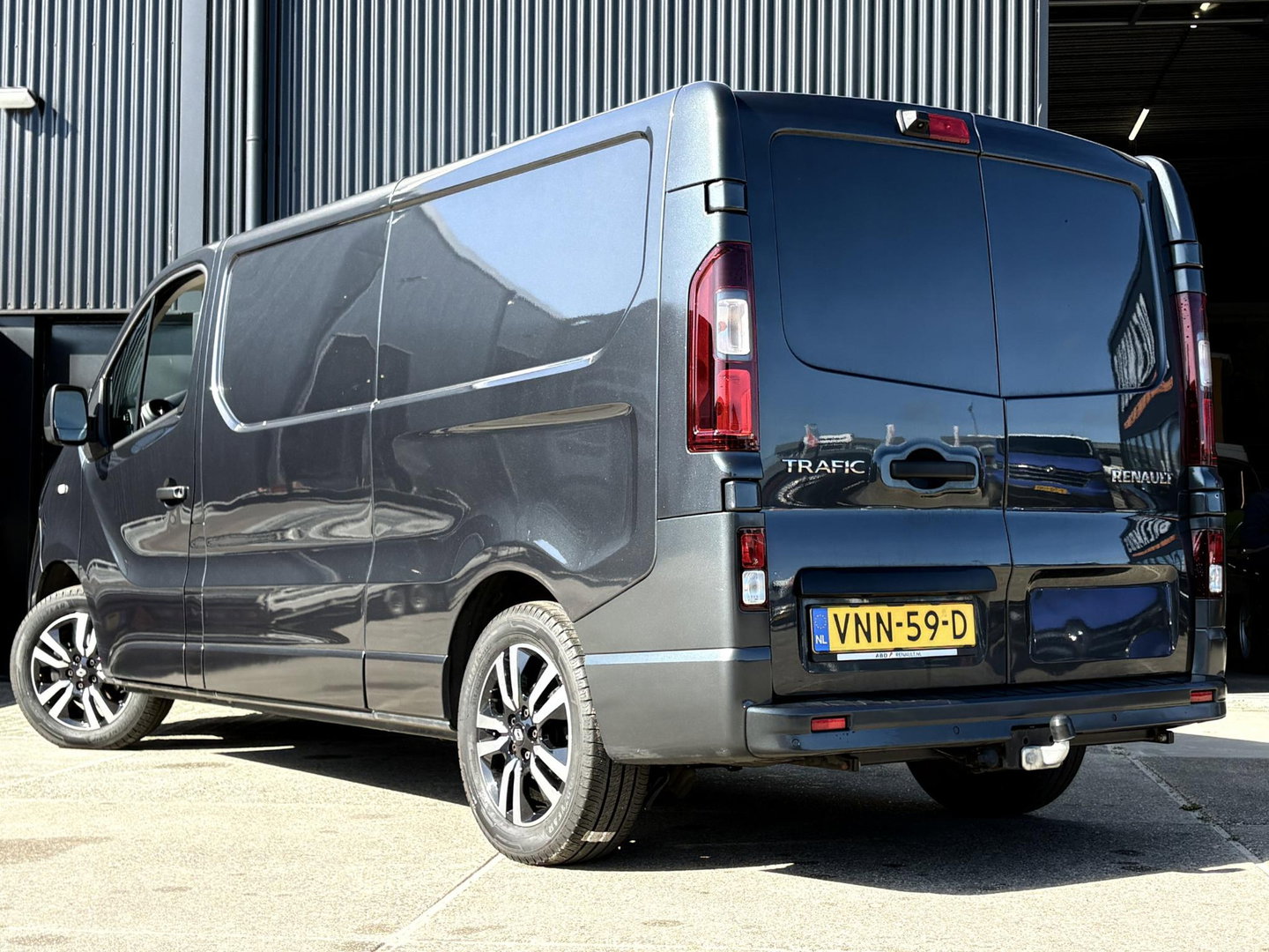 Renault Trafic 2.0 dCi 120 L2H1 MARGE | LMV | ZEER NETTE BUS | CAMERA | LED |
