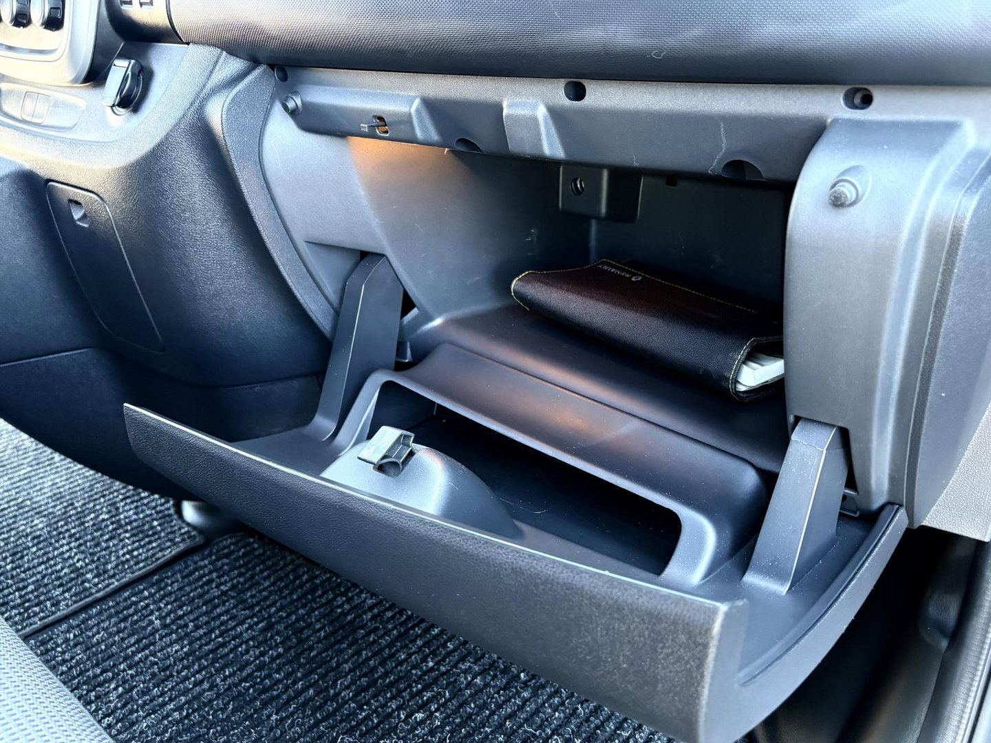 Renault Trafic 2.0 dCi 120 L2H1 MARGE | LMV | ZEER NETTE BUS | CAMERA | LED |