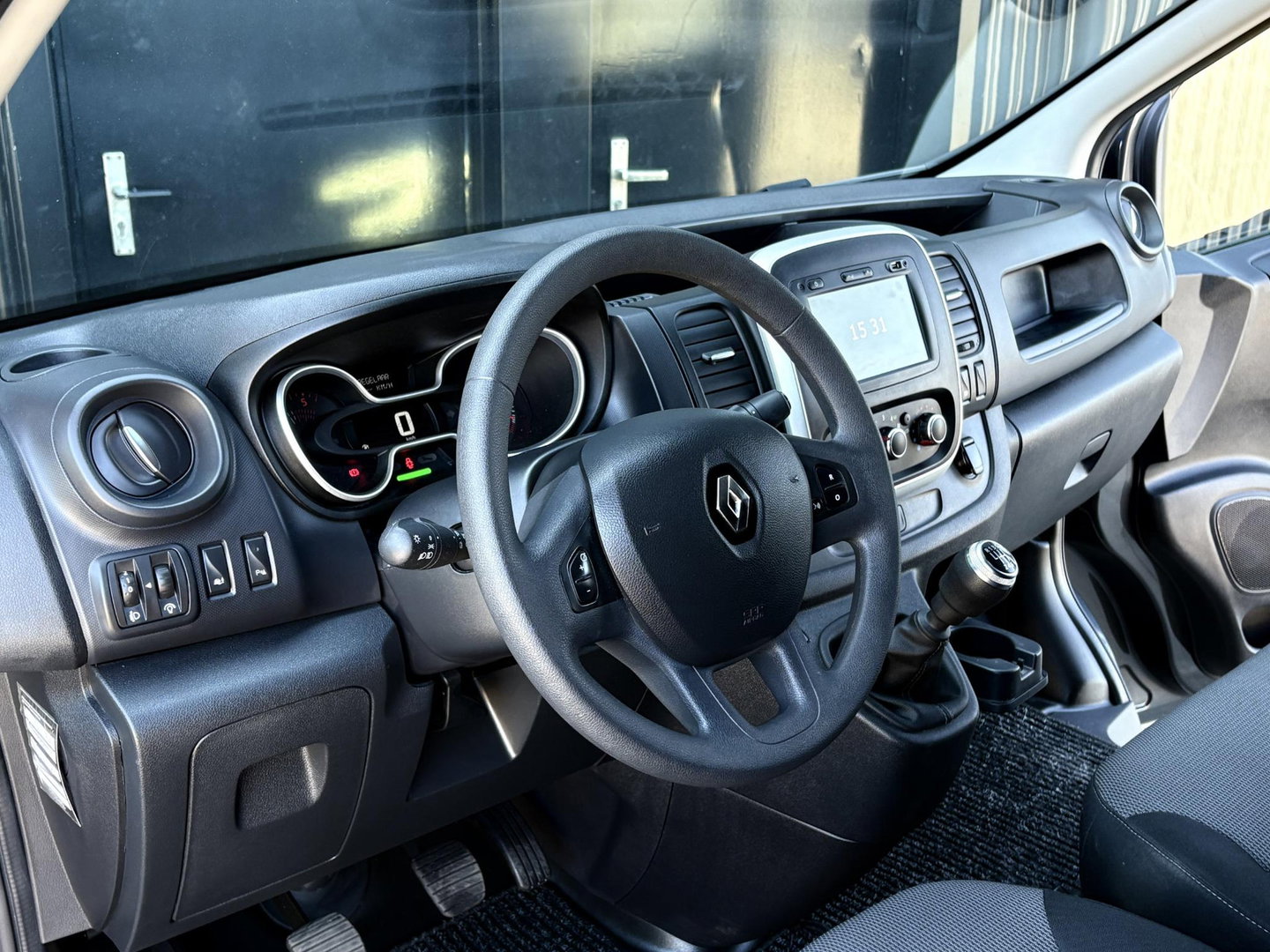 Renault Trafic 2.0 dCi 120 L2H1 MARGE | LMV | ZEER NETTE BUS | CAMERA | LED |