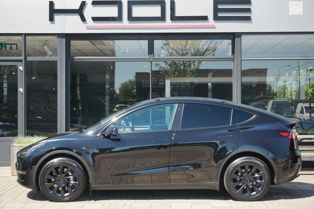 Tesla Model Y - Long Range AWD 75 kWh