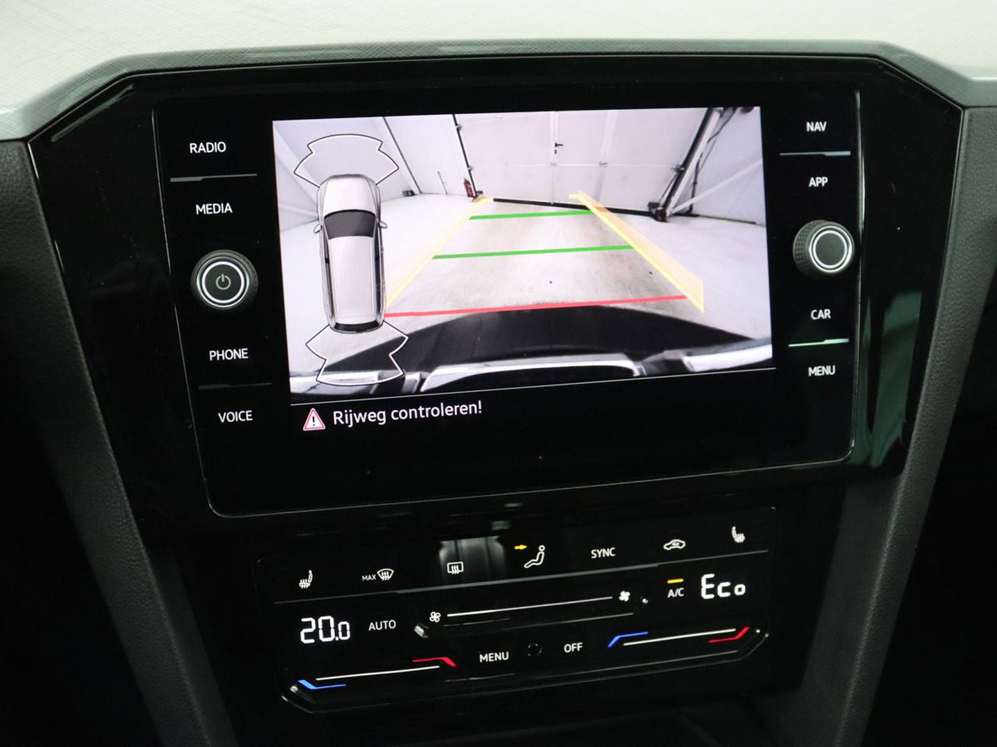 Volkswagen Passat 1.4 TSI PHEV GTE | SOH 94% | Stoelverwarming | Massage | Camera | Adaptive cruise | Matrix LED | Carplay | Navigatie | parkeerhulp | Climate control | Plug In