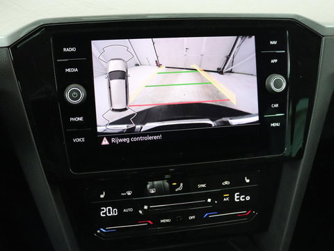 Volkswagen Passat 1.4 TSI PHEV GTE | SOH 94% | Stoelverwarming | Massage | Camera | Adaptive cruise | Matrix LED | Carplay | Navigatie | parkeerhulp | Climate control | Plug In