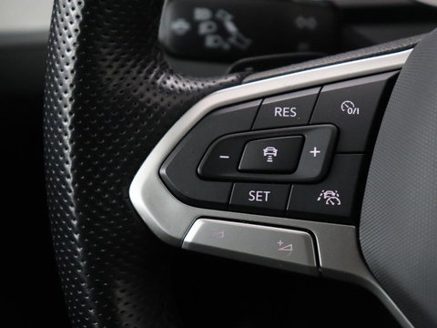 Volkswagen Passat 1.4 TSI PHEV GTE | SOH 94% | Stoelverwarming | Massage | Camera | Adaptive cruise | Matrix LED | Carplay | Navigatie | parkeerhulp | Climate control | Plug In