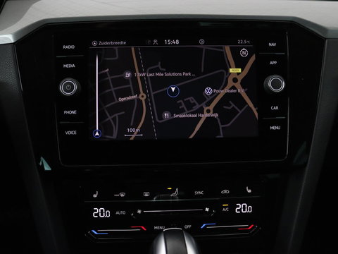 Volkswagen Passat 1.4 TSI PHEV GTE | SOH 94% | Stoelverwarming | Massage | Camera | Adaptive cruise | Matrix LED | Carplay | Navigatie | parkeerhulp | Climate control | Plug In