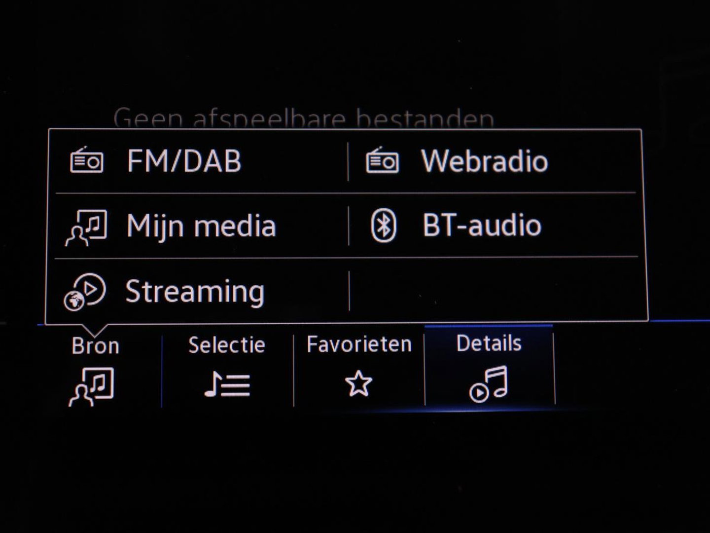 Volkswagen Passat 1.4 TSI PHEV GTE | SOH 94% | Stoelverwarming | Massage | Camera | Adaptive cruise | Matrix LED | Carplay | Navigatie | parkeerhulp | Climate control | Plug In