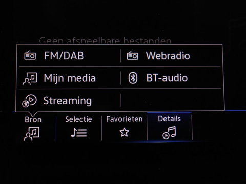 Volkswagen Passat 1.4 TSI PHEV GTE | SOH 94% | Stoelverwarming | Massage | Camera | Adaptive cruise | Matrix LED | Carplay | Navigatie | parkeerhulp | Climate control | Plug In