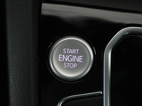 Volkswagen Passat 1.4 TSI PHEV GTE | SOH 94% | Stoelverwarming | Massage | Camera | Adaptive cruise | Matrix LED | Carplay | Navigatie | parkeerhulp | Climate control | Plug In