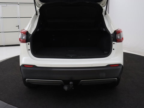 Nissan QASHQAI 1.3 DIG-T Business Edition | Panoramadak | Stoelverwarming | Trekhaak | Adaptive cruise | Leder | 360 Camera | Carplay | Keyless | Navigatie | Full LED | Side Assist | Elektrische stoelen
