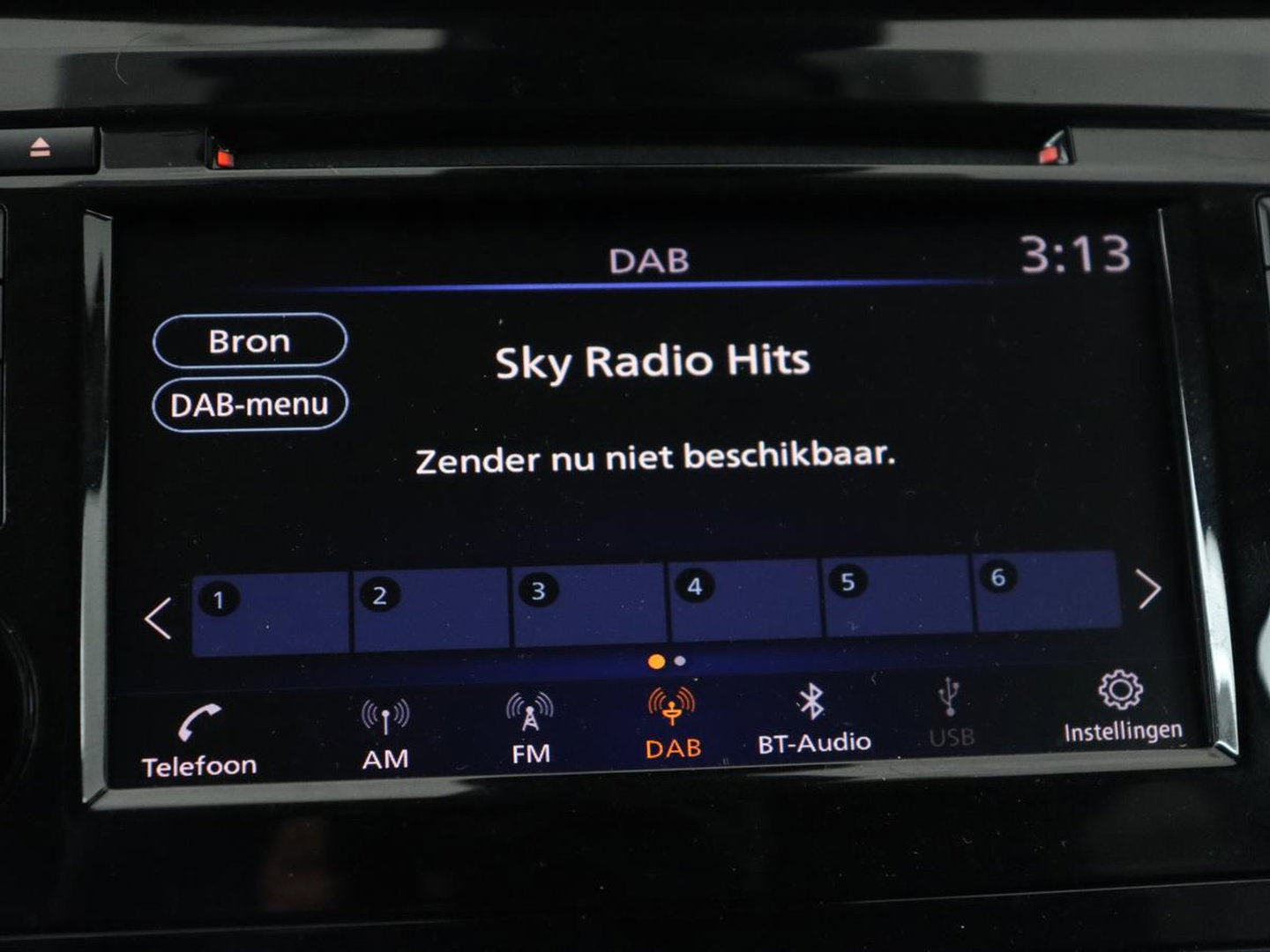 Nissan QASHQAI 1.3 DIG-T Business Edition | Panoramadak | Stoelverwarming | Trekhaak | Adaptive cruise | Leder | 360 Camera | Carplay | Keyless | Navigatie | Full LED | Side Assist | Elektrische stoelen