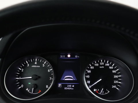 Nissan QASHQAI 1.3 DIG-T Business Edition | Panoramadak | Stoelverwarming | Trekhaak | Adaptive cruise | Leder | 360 Camera | Carplay | Keyless | Navigatie | Full LED | Side Assist | Elektrische stoelen