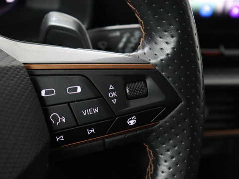 CUPRA Leon 1.4 eHybrid VZ | SOH 90,7% | 245pk | Stoelverwarming | Adaptive cruise | Camera | Carplay | Navigatie | Sfeerverlichting | Full LED | Sportstoelen | Keyless | PHEV | Plug In