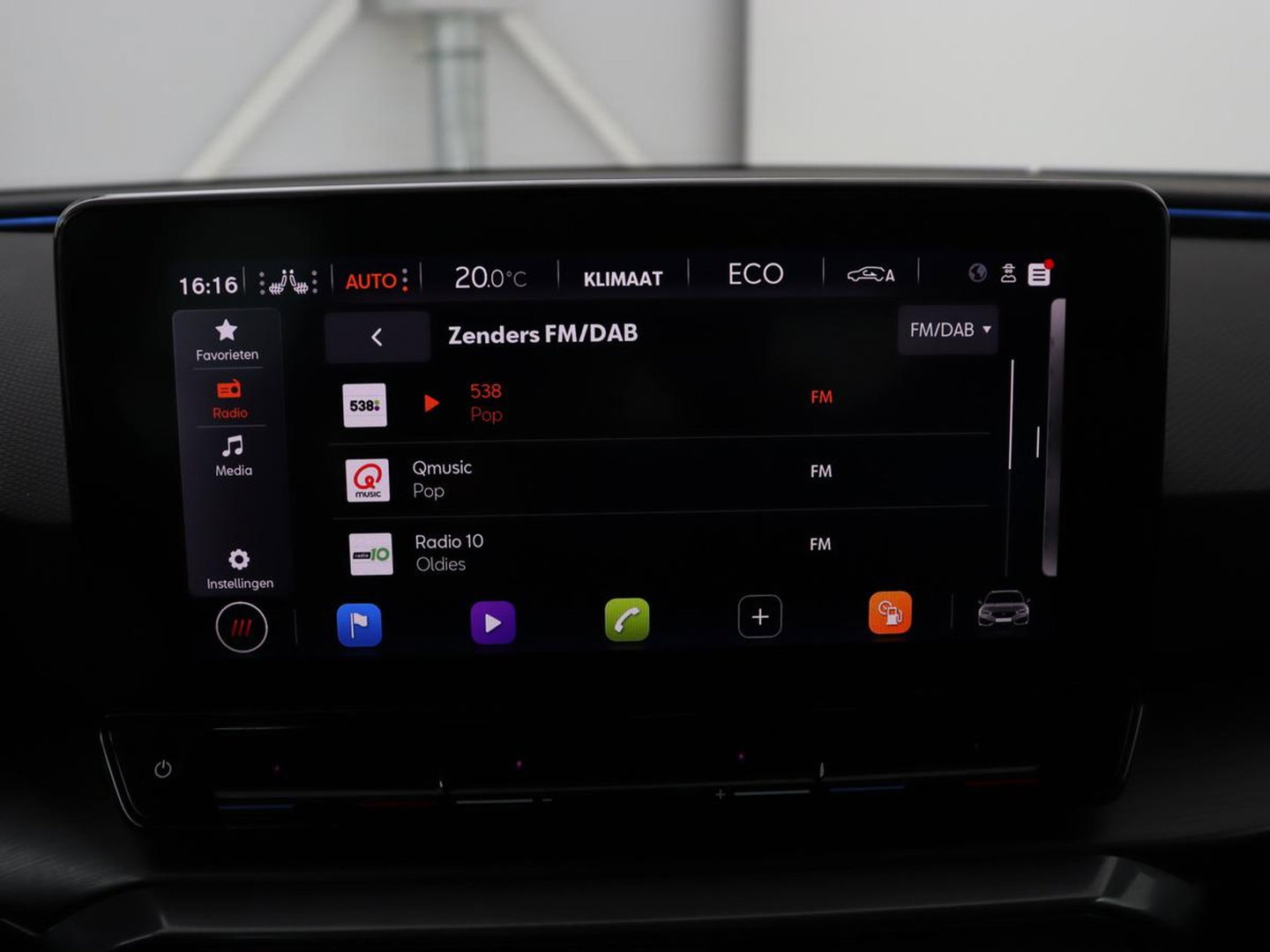 CUPRA Leon 1.4 eHybrid VZ | SOH 90,7% | 245pk | Stoelverwarming | Adaptive cruise | Camera | Carplay | Navigatie | Sfeerverlichting | Full LED | Sportstoelen | Keyless | PHEV | Plug In