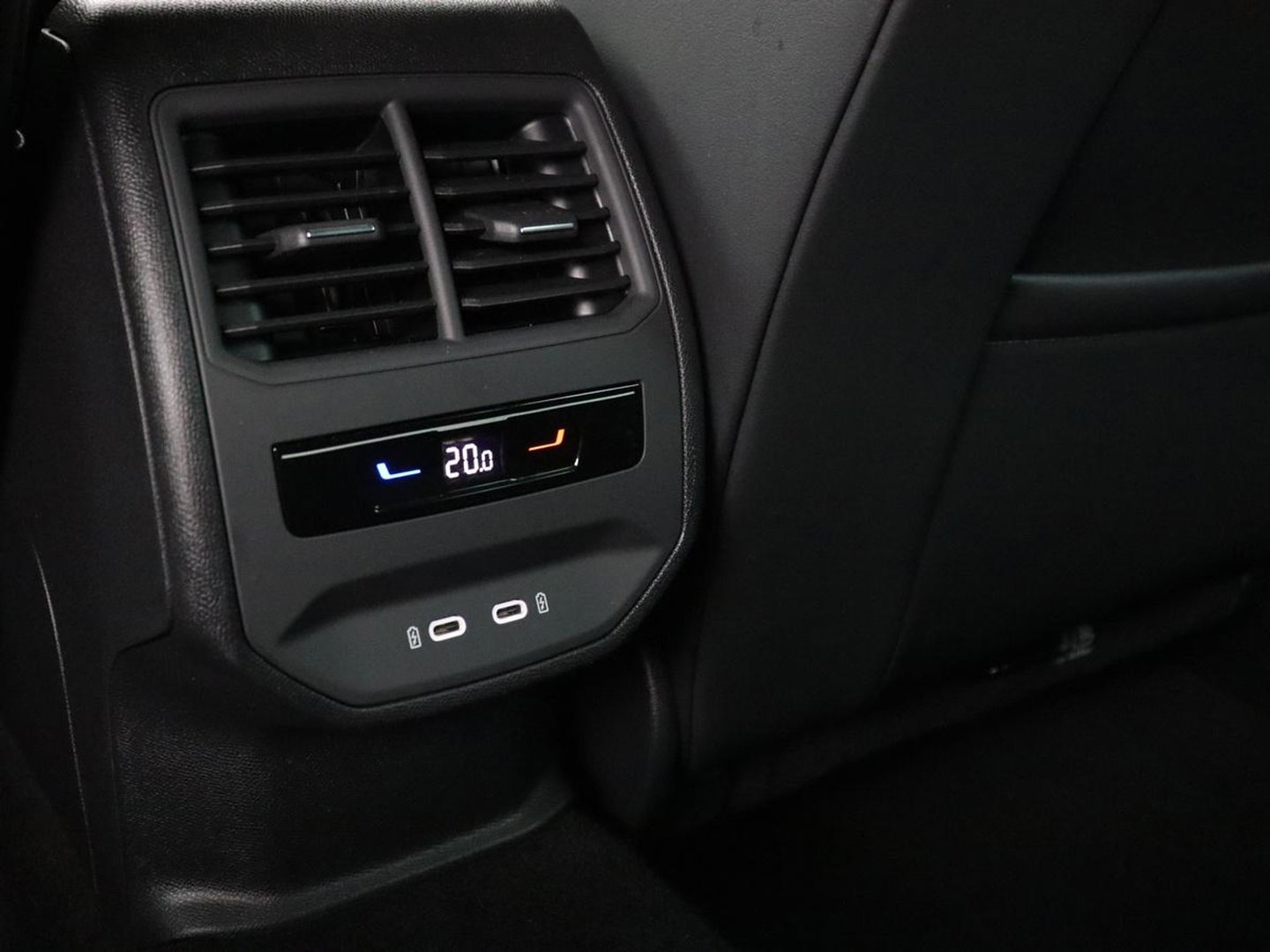 CUPRA Leon 1.4 eHybrid VZ | SOH 90,7% | 245pk | Stoelverwarming | Adaptive cruise | Camera | Carplay | Navigatie | Sfeerverlichting | Full LED | Sportstoelen | Keyless | PHEV | Plug In
