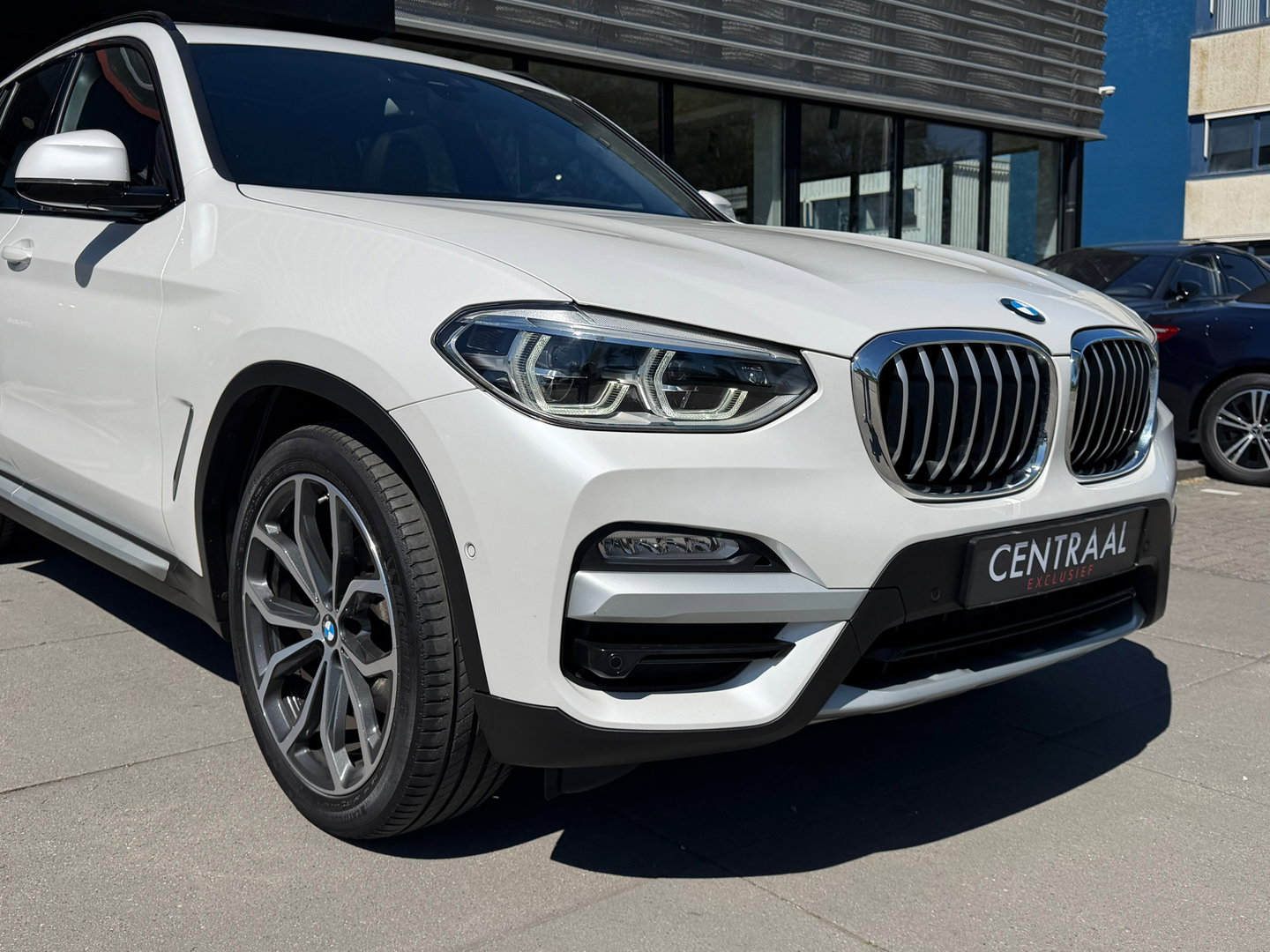 BMW X3 SDrive20i High Exe Pano|Leder|