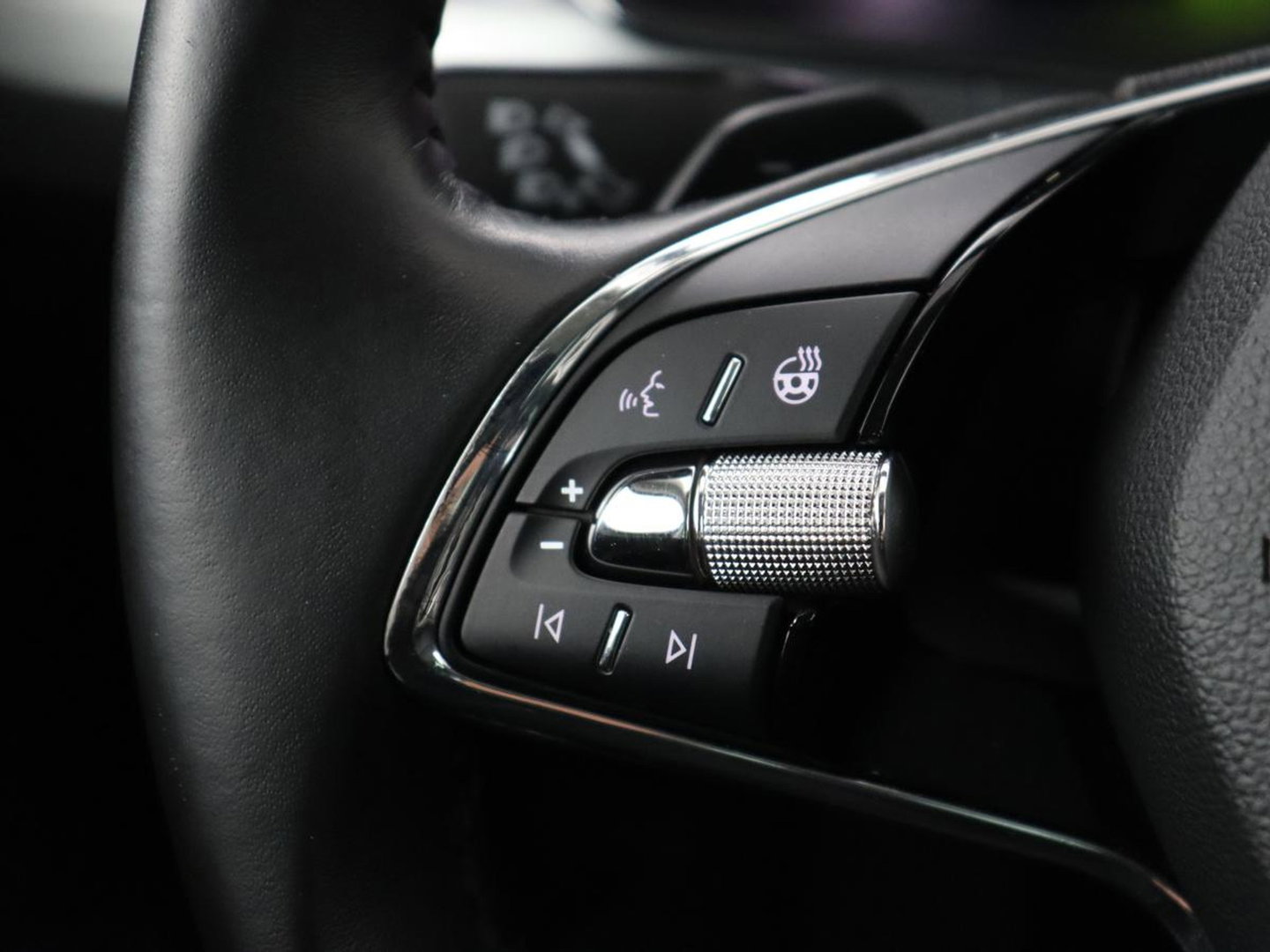 Škoda Superb 1.4 TSI iV Business Edition | SOH 90,7% | Stoelverwarming | Virtual Cockpit | Adaptive cruise | Camera | Carplay | Navigatie | Full LED | Parkeerhulp | PHEV | Plug In