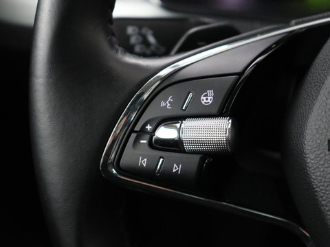 Škoda Superb 1.4 TSI iV Business Edition | SOH 90,7% | Stoelverwarming | Virtual Cockpit | Adaptive cruise | Camera | Carplay | Navigatie | Full LED | Parkeerhulp | PHEV | Plug In