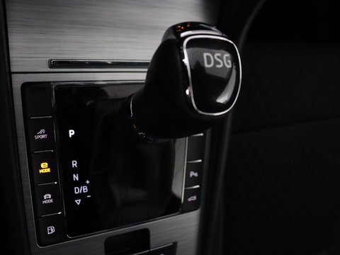 Škoda Superb 1.4 TSI iV Business Edition | SOH 90,7% | Stoelverwarming | Virtual Cockpit | Adaptive cruise | Camera | Carplay | Navigatie | Full LED | Parkeerhulp | PHEV | Plug In