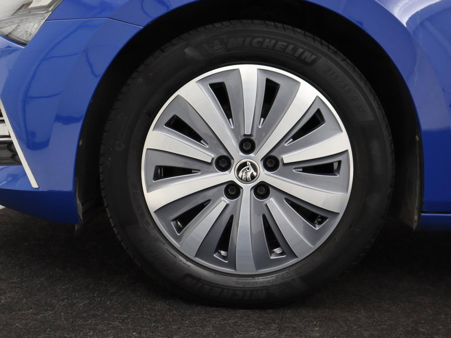 Škoda Superb 1.4 TSI iV Business Edition | SOH 90,7% | Stoelverwarming | Virtual Cockpit | Adaptive cruise | Camera | Carplay | Navigatie | Full LED | Parkeerhulp | PHEV | Plug In