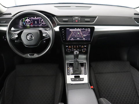 Škoda Superb 1.4 TSI iV Business Edition | SOH 90,7% | Stoelverwarming | Virtual Cockpit | Adaptive cruise | Camera | Carplay | Navigatie | Full LED | Parkeerhulp | PHEV | Plug In