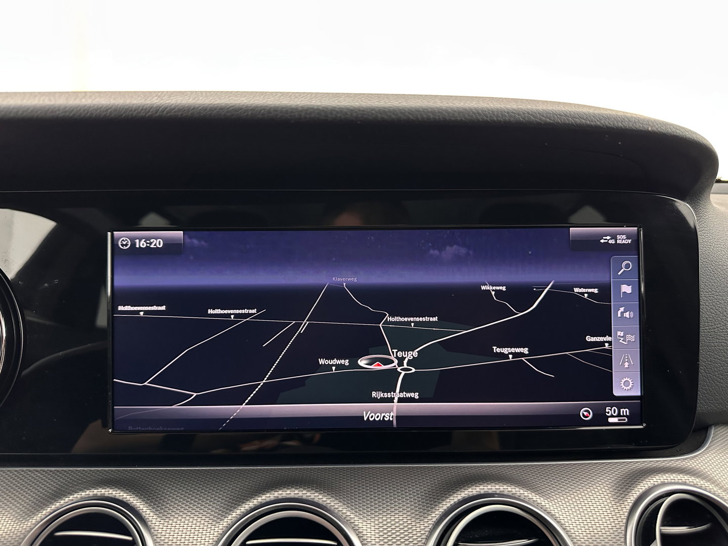 Mercedes-Benz E-Klasse 350 e Business Solution AMG Aut. *LEATHER-FABRIC | FULL-LED | AMBIENT-LIGHT | CAMERA | NAVI-FULLMAP | HEATED-SPORTSEATS | PRIVACY-GLASS | SHIFT-PADDLES | ECC | PDC | CRUISE | 18''ALU*