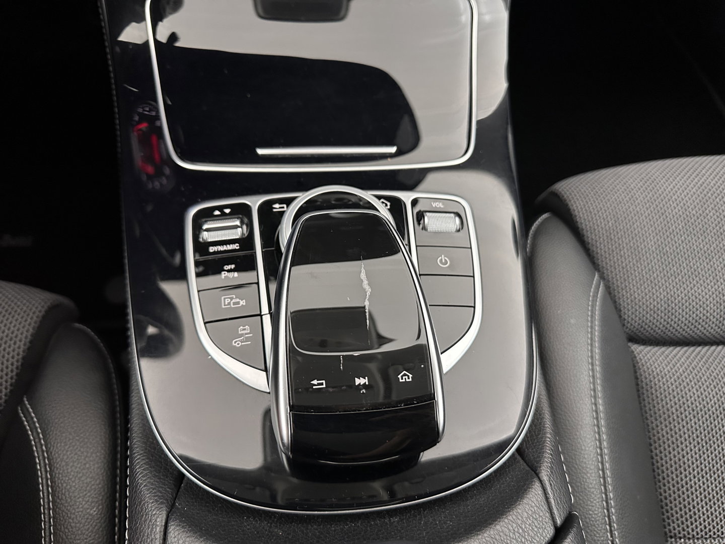 Mercedes-Benz E-Klasse 350 e Business Solution AMG Aut. *LEATHER-FABRIC | FULL-LED | AMBIENT-LIGHT | CAMERA | NAVI-FULLMAP | HEATED-SPORTSEATS | PRIVACY-GLASS | SHIFT-PADDLES | ECC | PDC | CRUISE | 18''ALU*