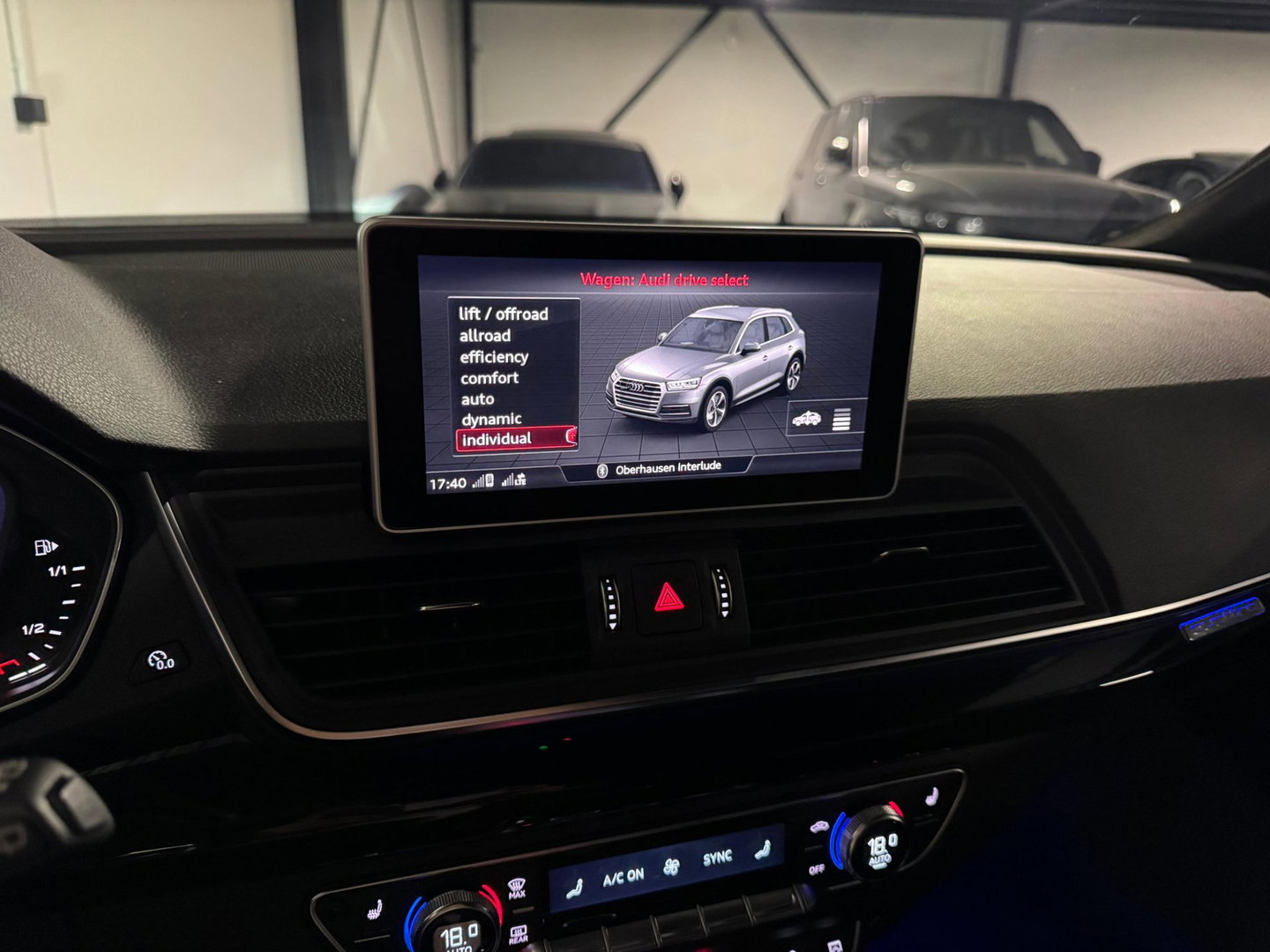 Audi Q5 3.0 TDI SQ5 quattro PANO KEYLESS HUD