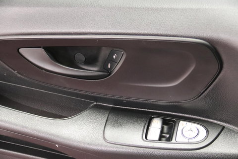 Mercedes-Benz Vito 114 CDI AUTOMAAT IMPERIAAL TREKHAAK Mercedes-Benz Vito 114 CDI  114 CDI AUTOMAAT IMPERIAAL TREKHAAK
