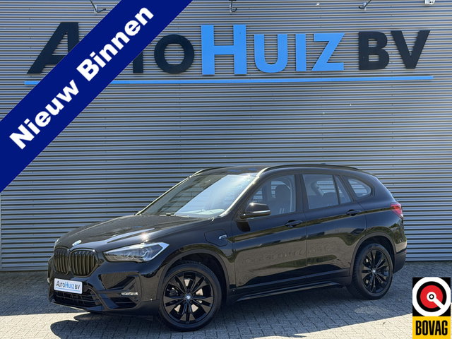 BMW X1 - xDrive25e Executive LED Carplay Achteruitrijcamera Trekhaak Stoelverwarming DAB