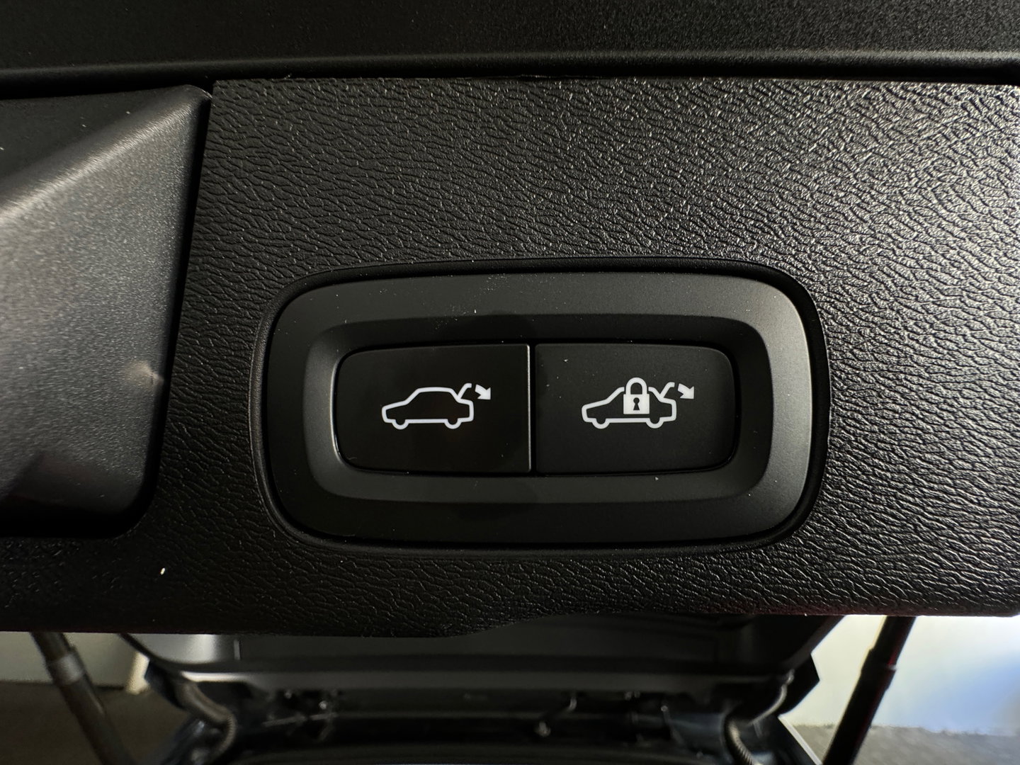 Volvo XC60 2.0 T6 Plug-in hybrid AWD Pano|Memory|Keyless|Camera