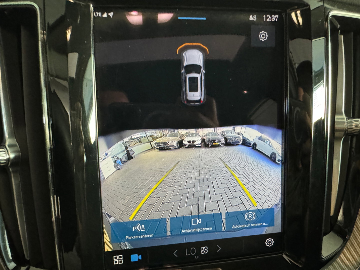 Volvo XC60 2.0 T6 Plug-in hybrid AWD Pano|Memory|Keyless|Camera