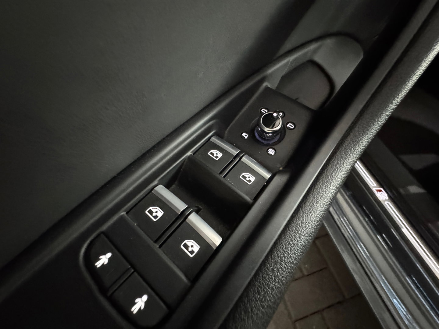 Audi A4 Avant 40 TFSI Pro Line Plus Pano|Keyless|HuD|Trekhaak