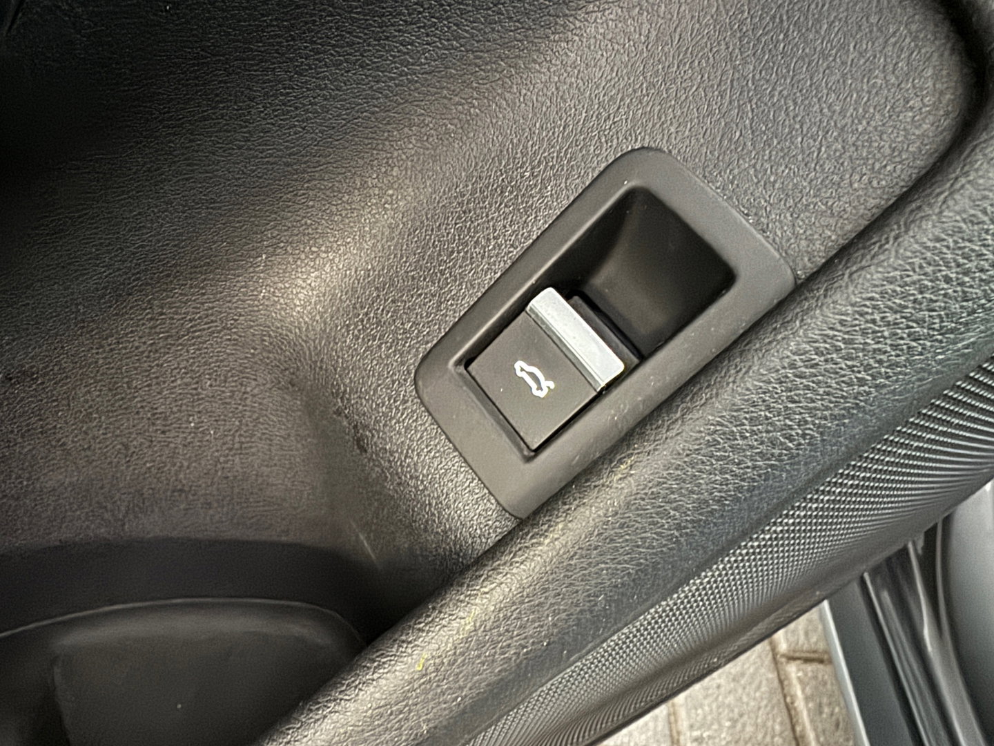 Audi A4 Avant 40 TFSI Pro Line Plus Pano|Keyless|HuD|Trekhaak