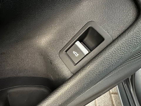Audi A4 Avant 40 TFSI Pro Line Plus Pano|Keyless|HuD|Trekhaak