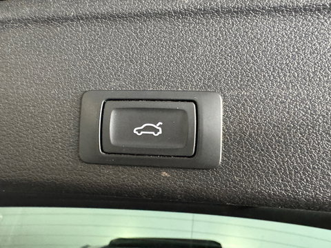 Audi A4 Avant 40 TFSI Pro Line Plus Pano|Keyless|HuD|Trekhaak