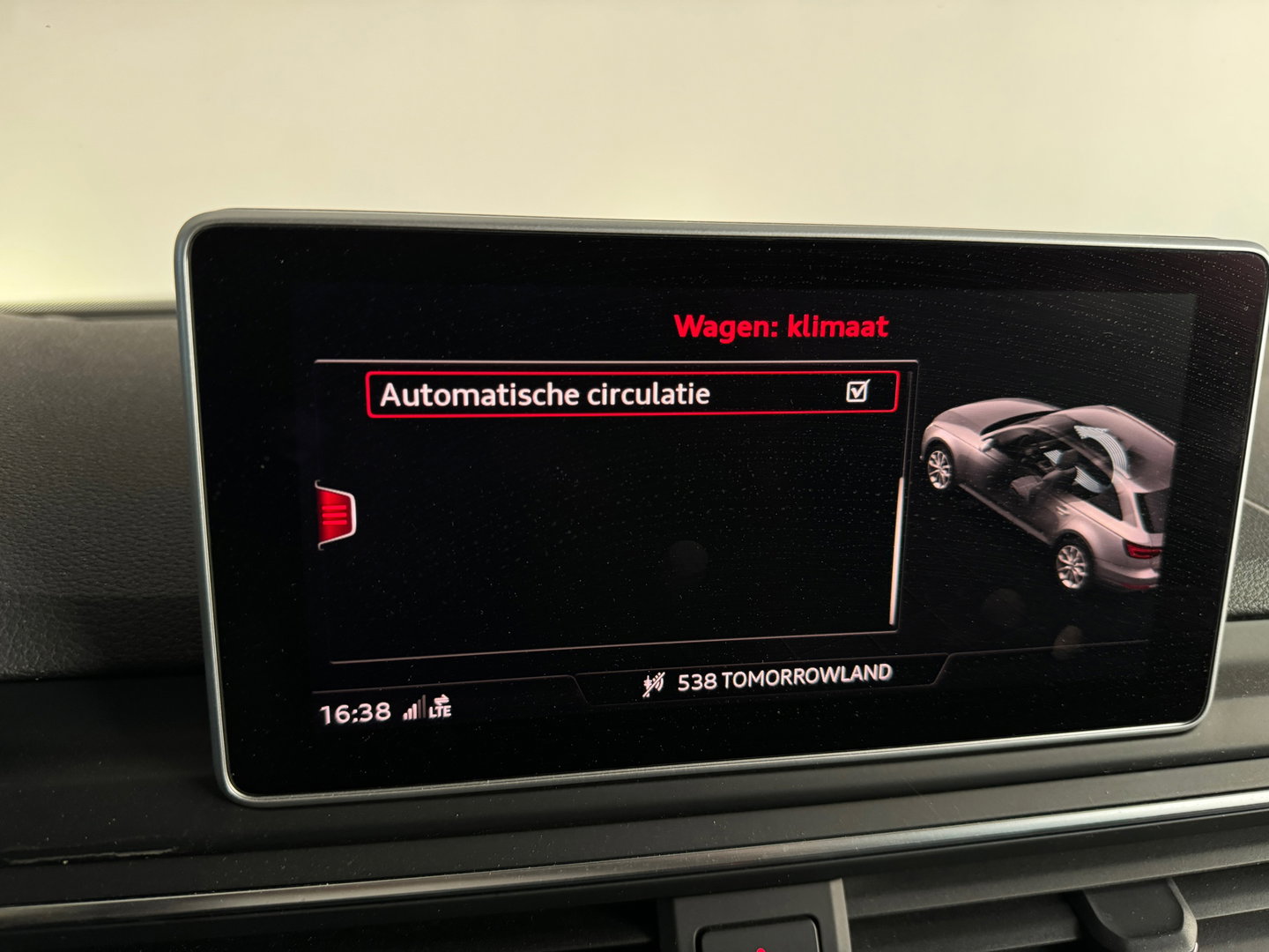 Audi A4 Avant 40 TFSI Pro Line Plus Pano|Keyless|HuD|Trekhaak