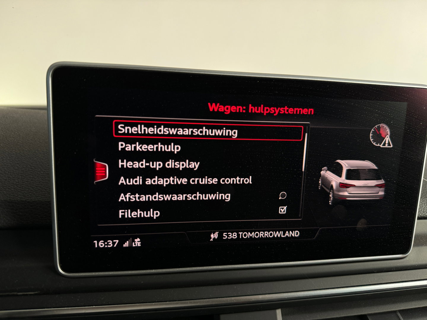 Audi A4 Avant 40 TFSI Pro Line Plus Pano|Keyless|HuD|Trekhaak