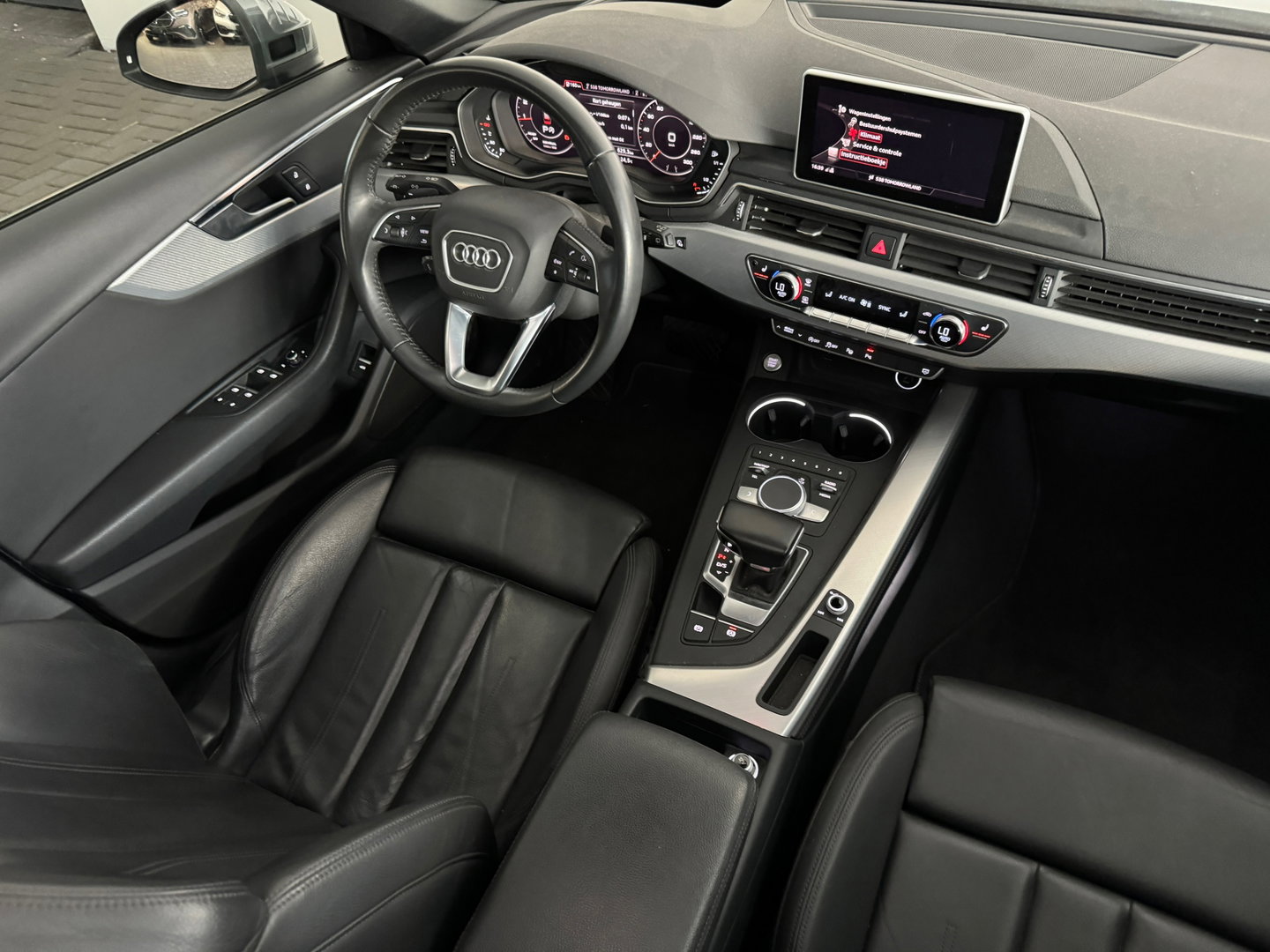 Audi A4 Avant 40 TFSI Pro Line Plus Pano|Keyless|HuD|Trekhaak