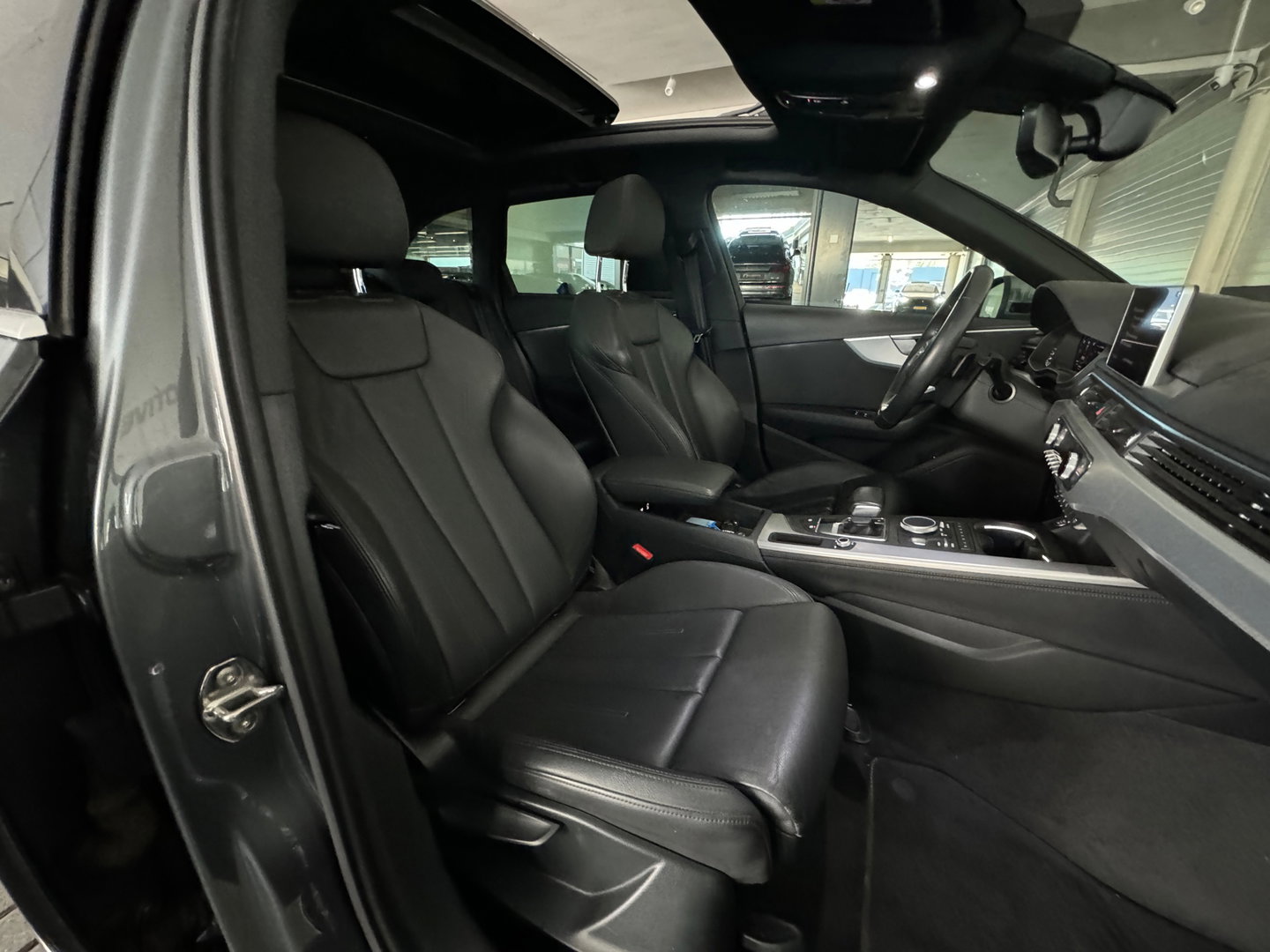 Audi A4 Avant 40 TFSI Pro Line Plus Pano|Keyless|HuD|Trekhaak