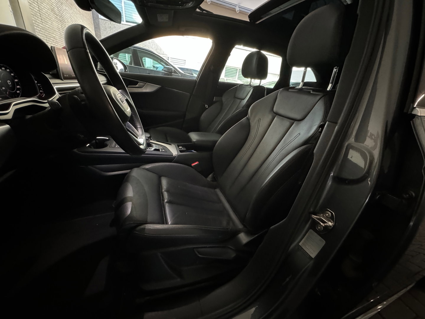 Audi A4 Avant 40 TFSI Pro Line Plus Pano|Keyless|HuD|Trekhaak
