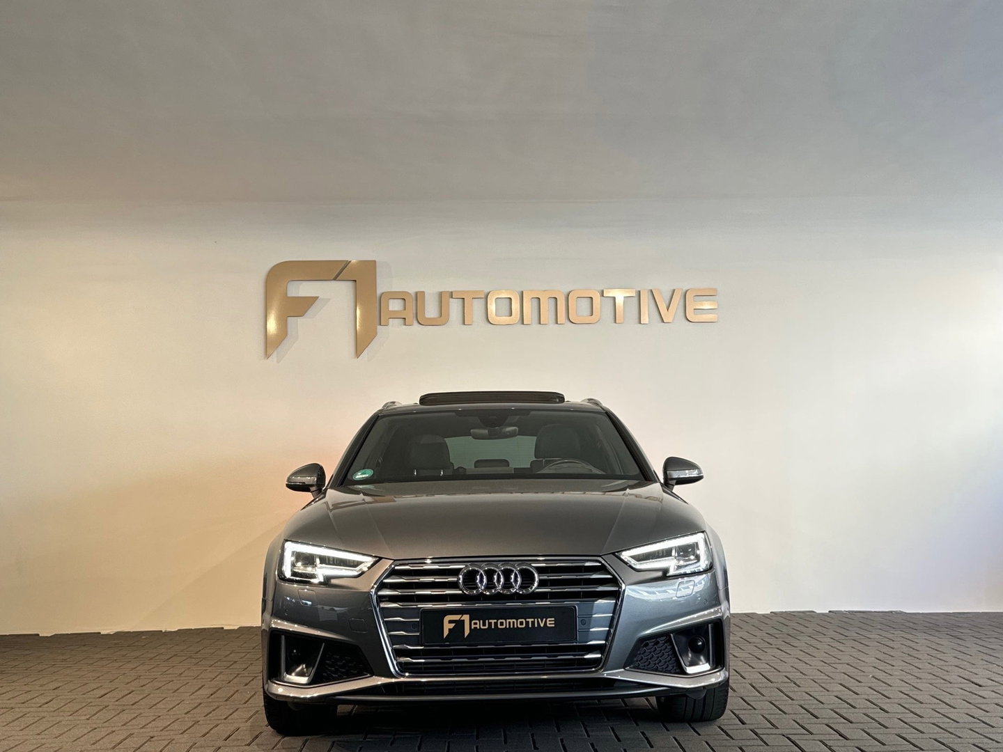 Audi A4 Avant 40 TFSI Pro Line Plus Pano|Keyless|HuD|Trekhaak
