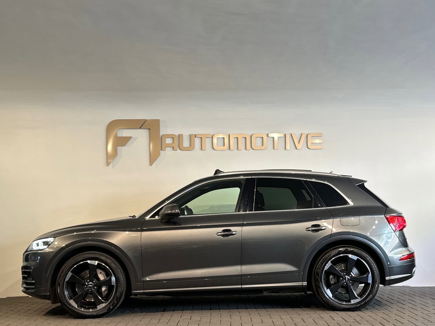 Audi Q5 55 TFSI e quattro S Line Pano|Luchtvering|HuD|B&O