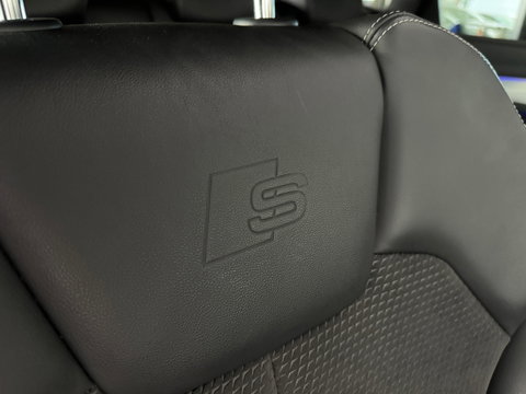 Audi Q5 55 TFSI e quattro S Line Pano|Luchtvering|HuD|B&O