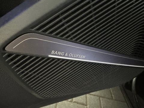 Audi Q5 55 TFSI e quattro S Line Pano|Luchtvering|HuD|B&O
