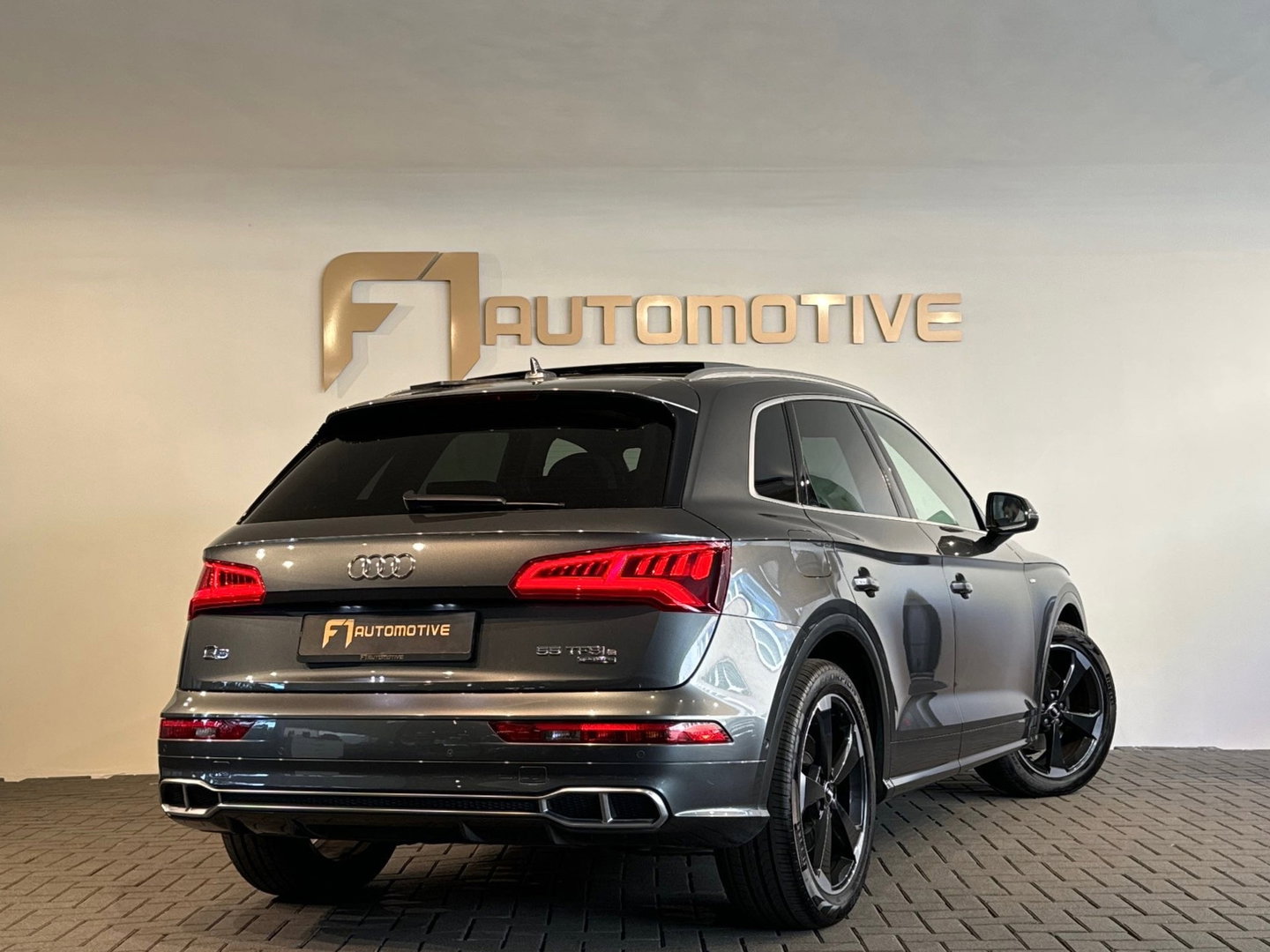 Audi Q5 55 TFSI e quattro S Line Pano|Luchtvering|HuD|B&O