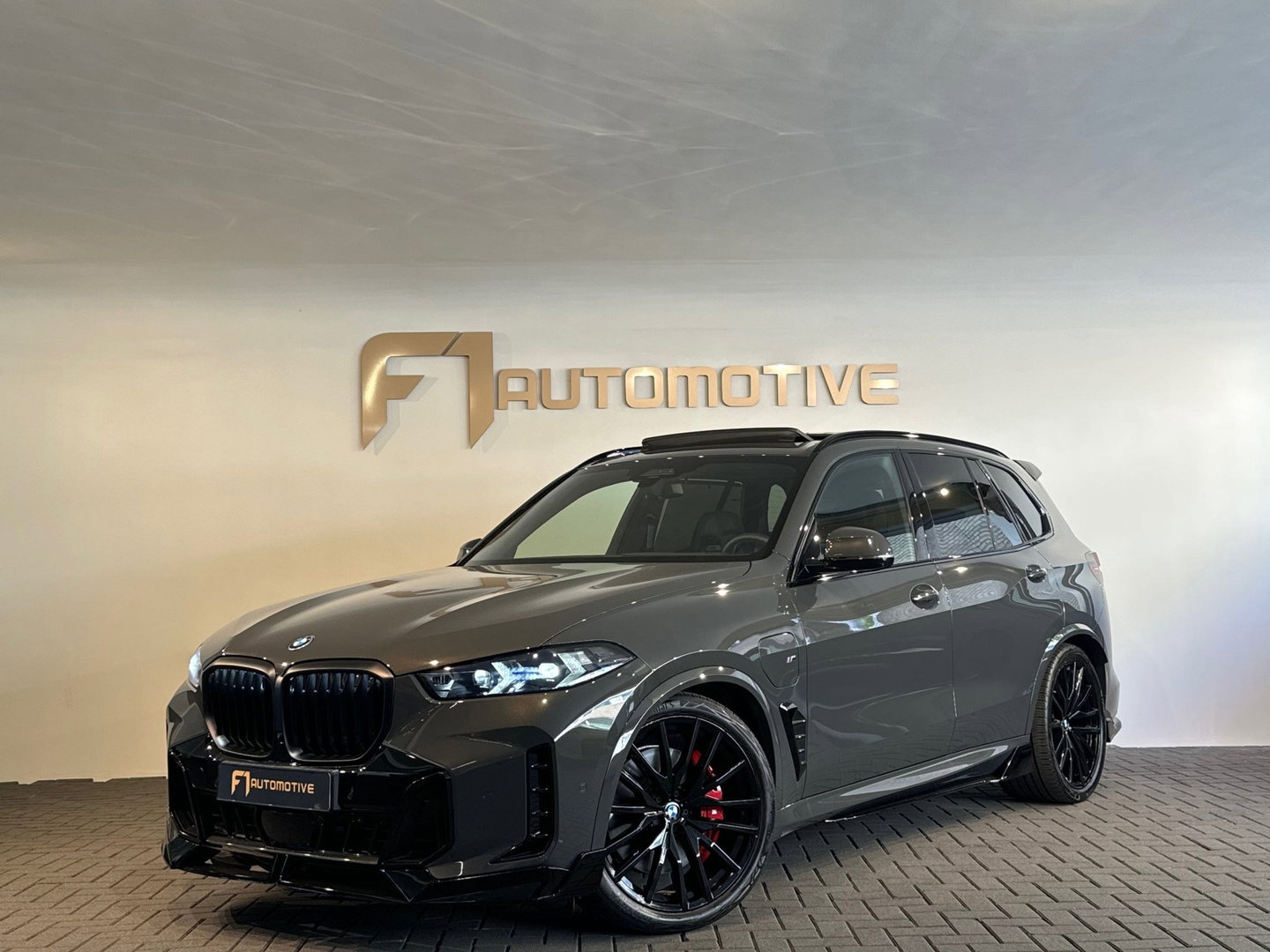 BMW X5 XDrive50e M Sport Pano|M Seat|Skylounge|HuD|Trekh|BTW