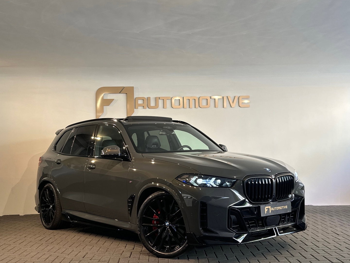 BMW X5 XDrive50e M Sport Pano|M Seat|Skylounge|HuD|Trekh|BTW